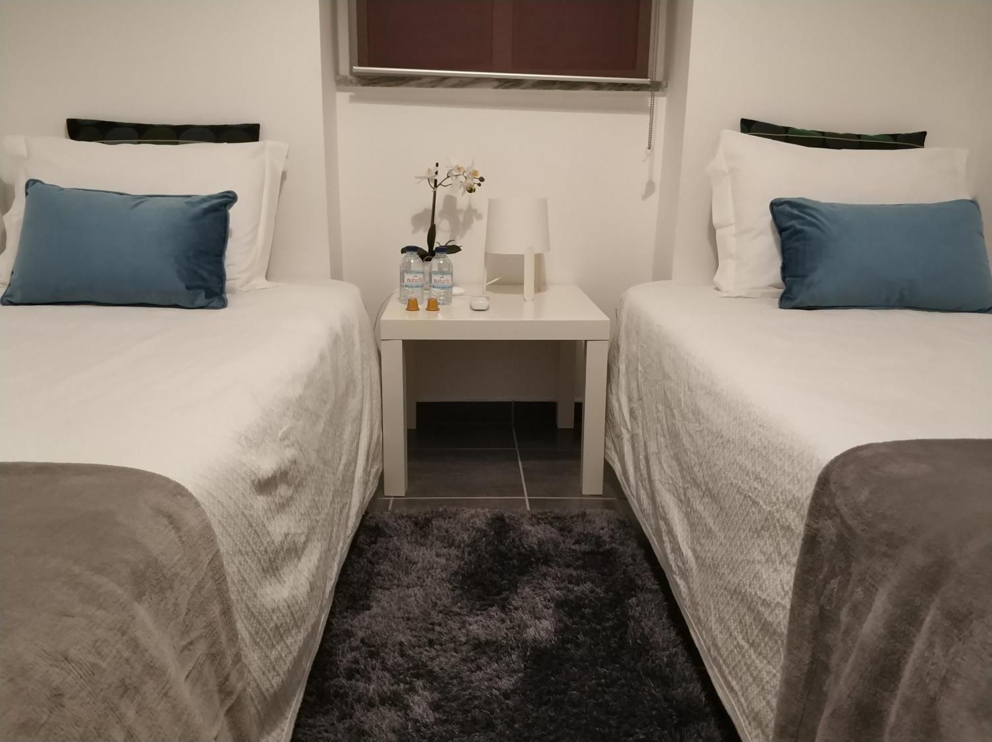 Sleep & Go Faro Airport Guest House المظهر الخارجي الصورة